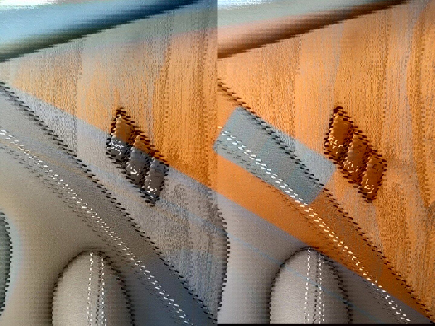 Used 2017 INFINITI QX80 Limited w/ All Season Package image 21