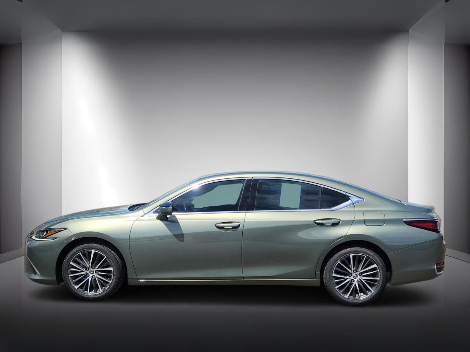 Used 2023 Lexus ES 250 w/ Premium Package AWD/4WD image 2