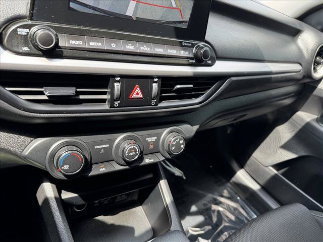 Used 2021 Kia Forte LXS FWD image 14