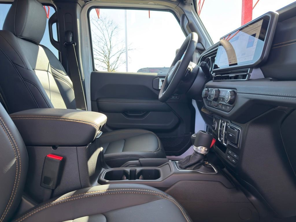 New 2026 Jeep Gladiator Sport S image 30