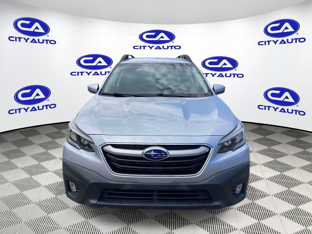 Used 2020 Subaru Outback Premium image 8