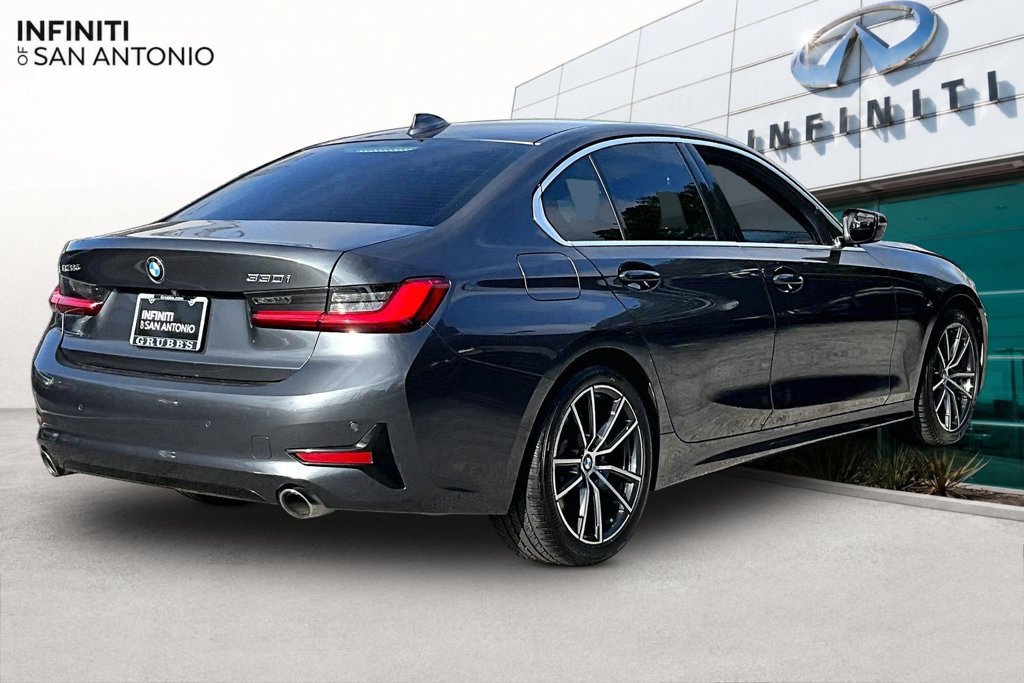 Used 2021 BMW 330i Sedan w/ Driving Assistance Package RWD image 2