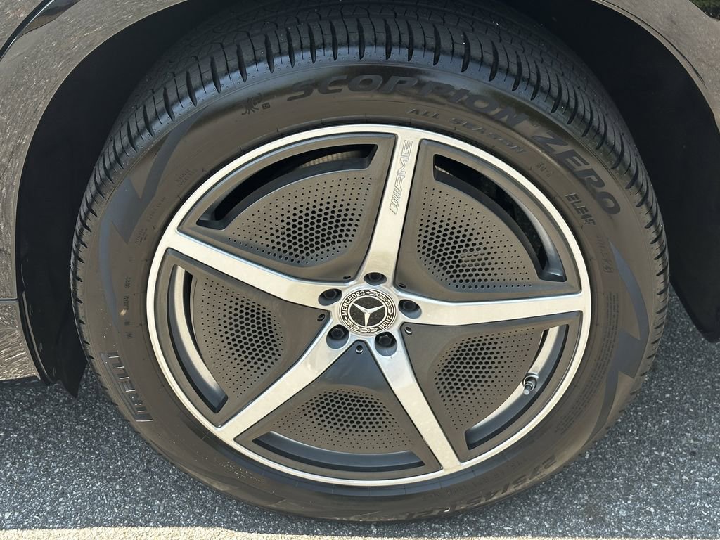Certified 2023 Mercedes-Benz EQS 580 4MATIC SUV image 23