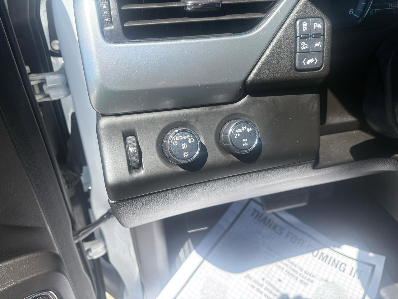 Used 2018 Chevrolet Tahoe LT AWD/4WD image 14