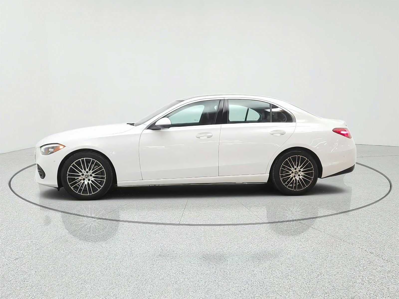 Used 2023 Mercedes-Benz C 300 Sedan image 8