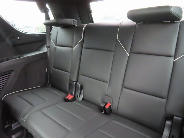 Used 2021 Cadillac Escalade Premium Luxury image 43