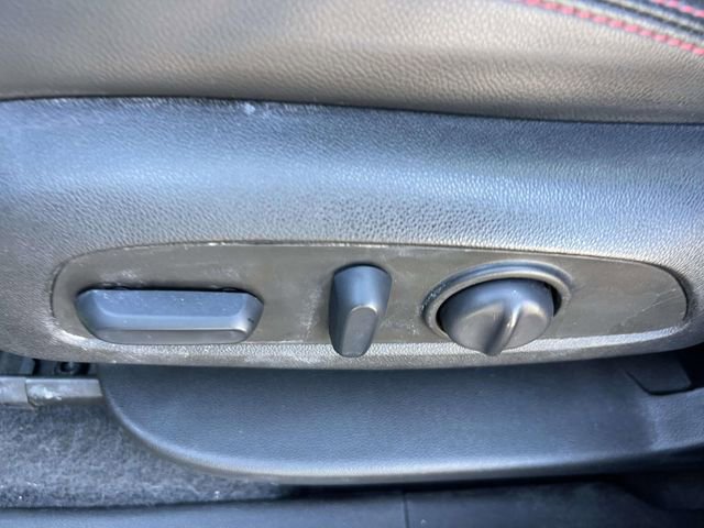Used 2022 Chevrolet Equinox RS w/ RS Leather Package image 19