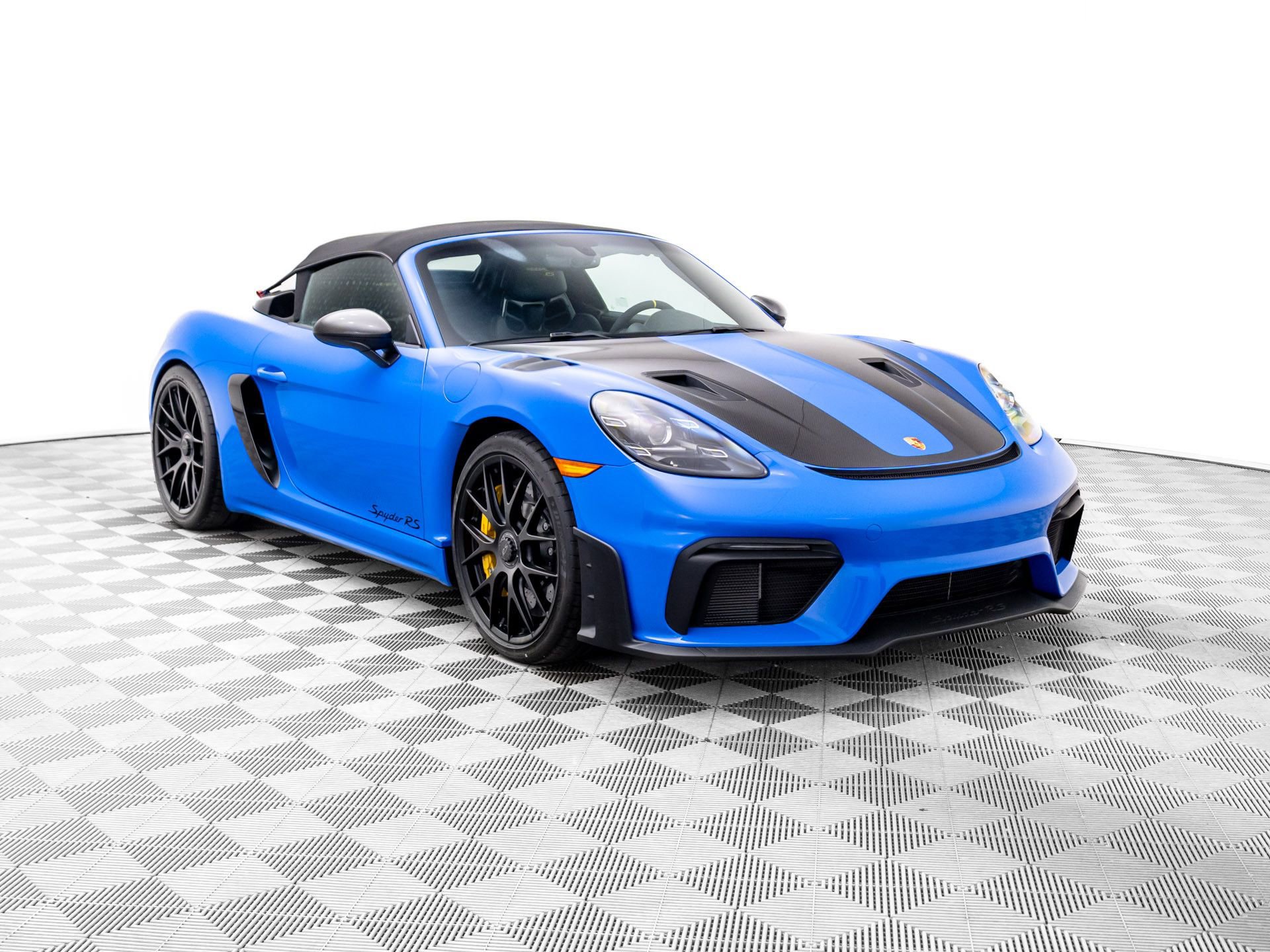Certified 2025 Porsche 718 Boxster Spyder RS image 6