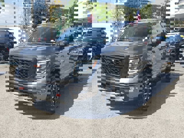 Used 2021 Nissan Titan PRO-4X w/ Pro-4x Utility Package image 3