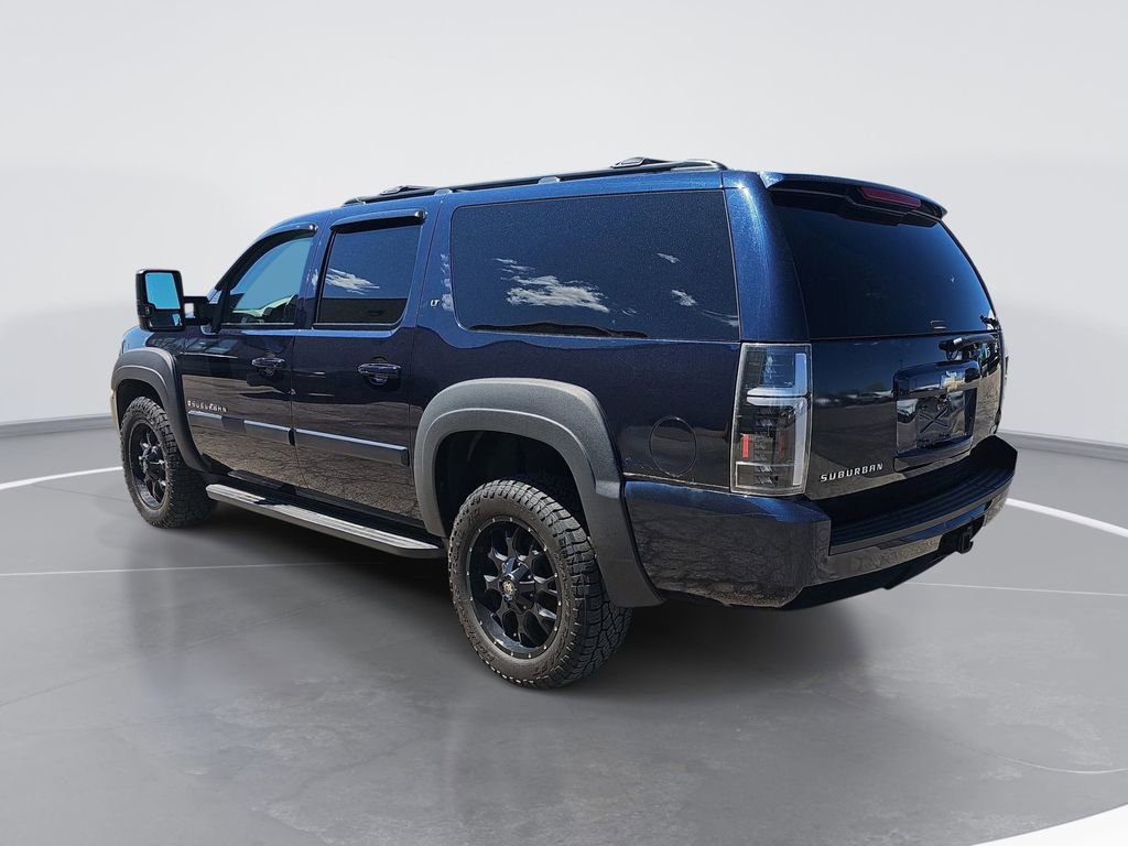 Used 2009 Chevrolet Suburban LT AWD/4WD image 6
