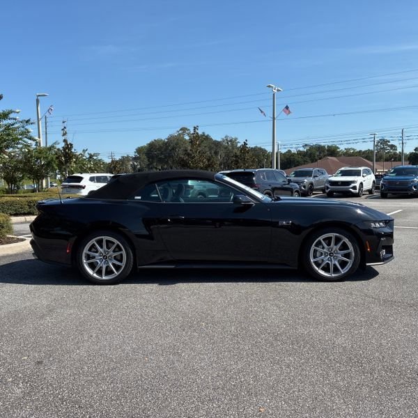Used 2024 Ford Mustang GT Premium image 25