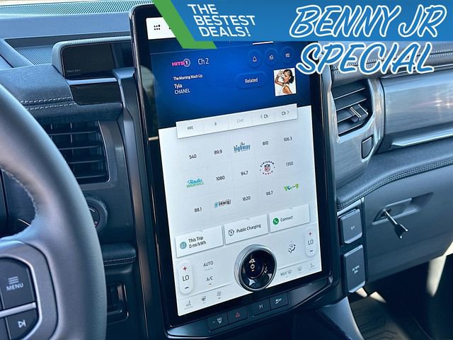 Used 2025 Ford F150 Lightning Flash image 15