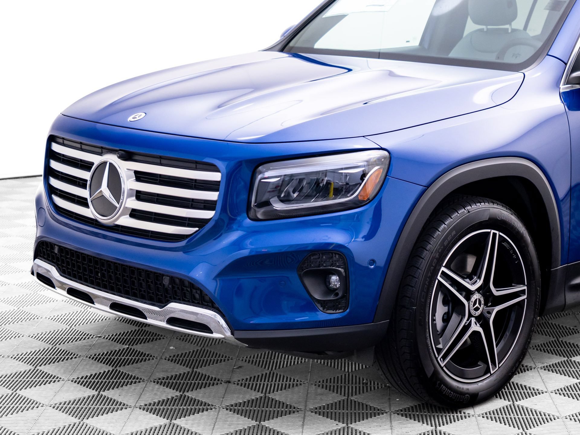 New 2026 Mercedes-Benz GLB 250 4MATIC image 41