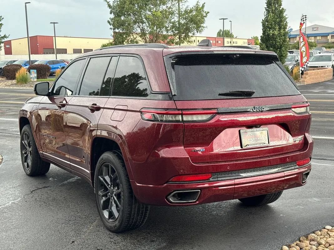 Used 2023 Jeep Grand Cherokee 30th Anniversary AWD/4WD image 46