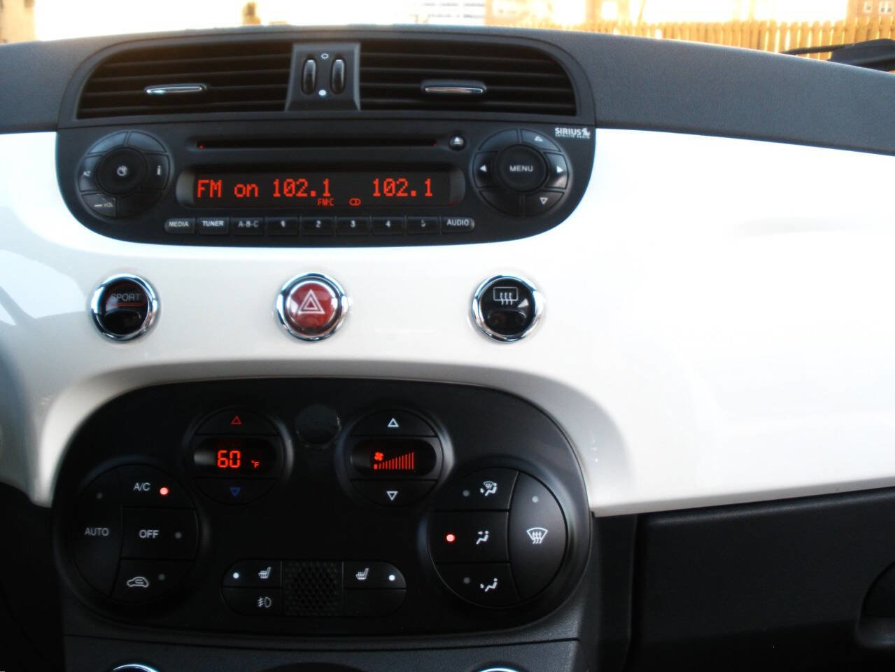 Used 2015 FIAT 500 Sport w/ Comfort/Convenience Group image 38