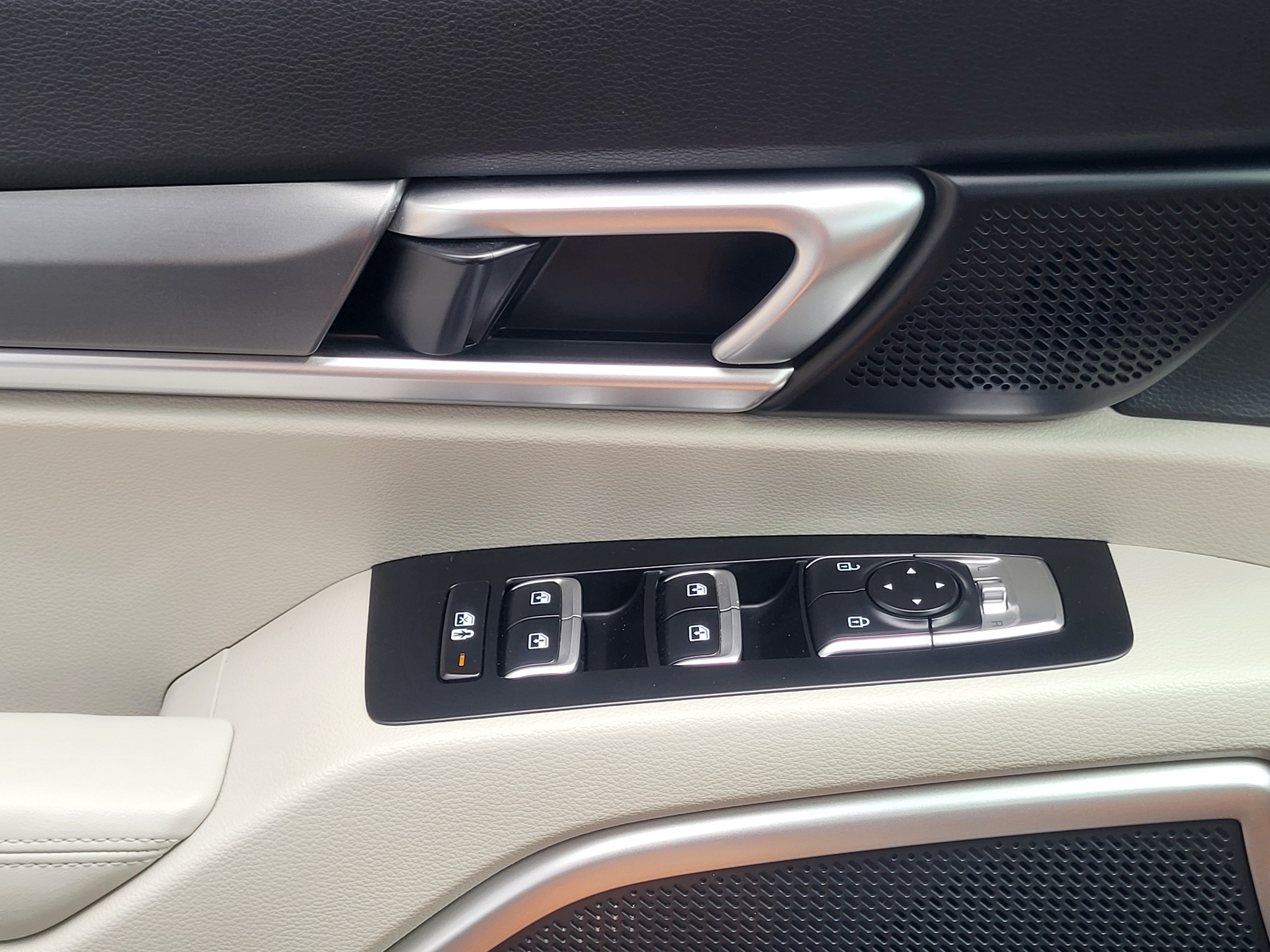 Used 2022 Kia Telluride S AWD/4WD image 23