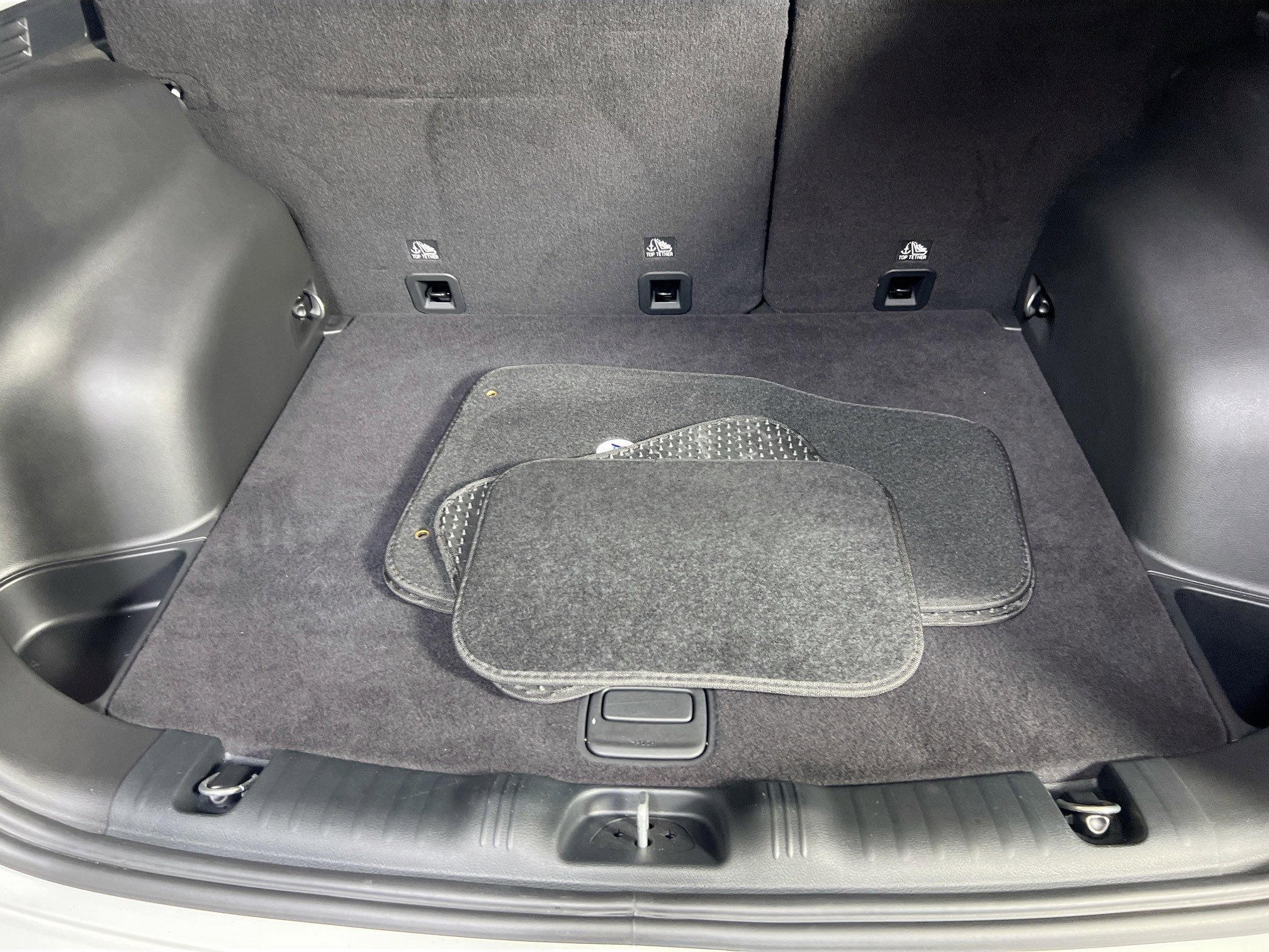 Used 2022 Jeep Compass Limited image 23