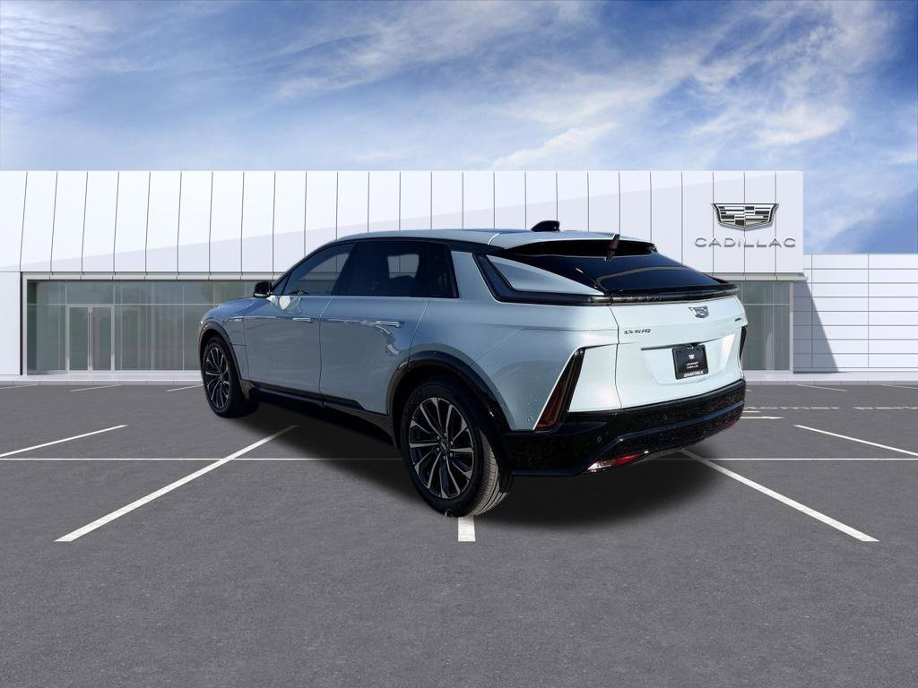Certified 2024 Cadillac Lyriq Sport AWD/4WD image 4