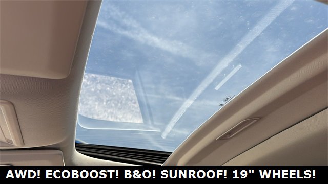 New 2025 Ford Maverick Lobo image 7