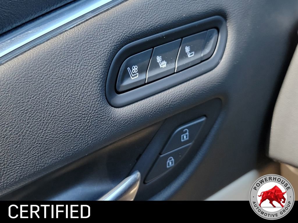 Used 2022 Cadillac Escalade Premium Luxury image 30