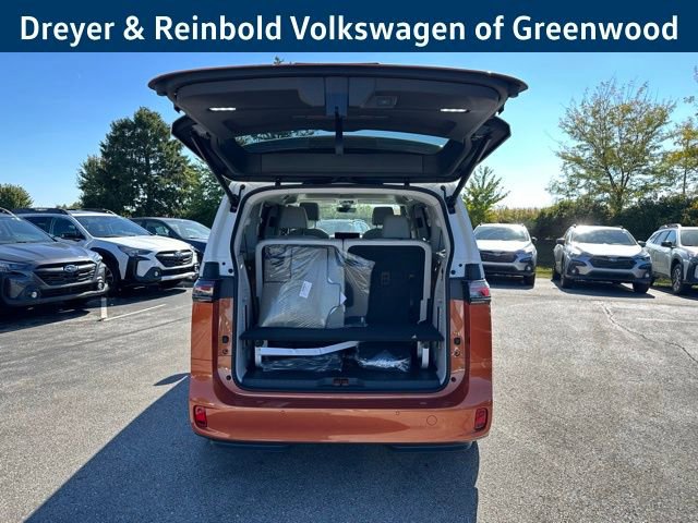 New 2025 Volkswagen ID. Buzz Pro S Plus image 39
