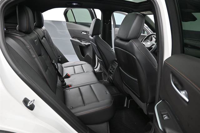 Used 2023 Cadillac XT4 Sport w/ Cold Weather Package FWD image 18