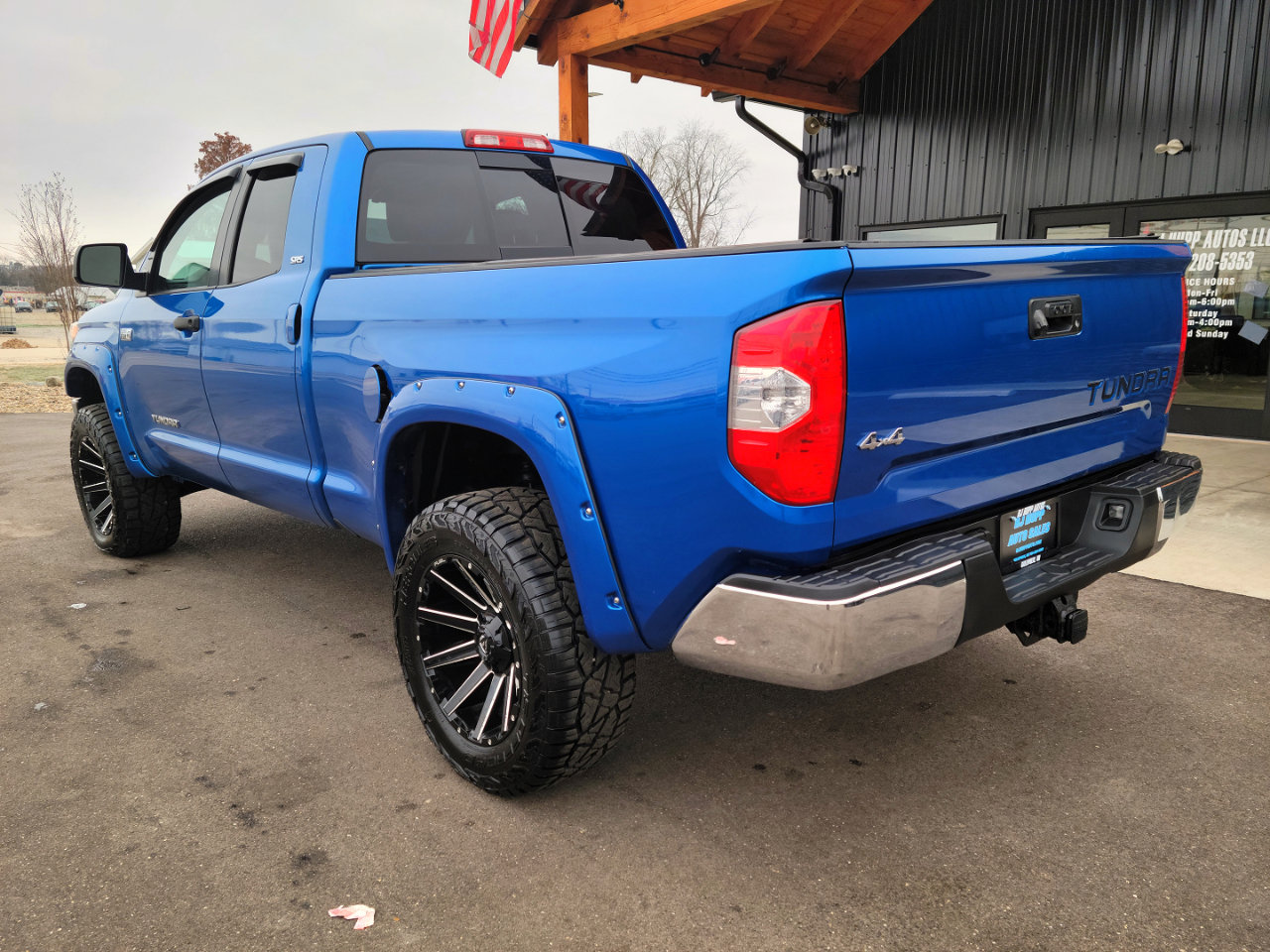 Used 2017 Toyota Tundra SR5 image 6