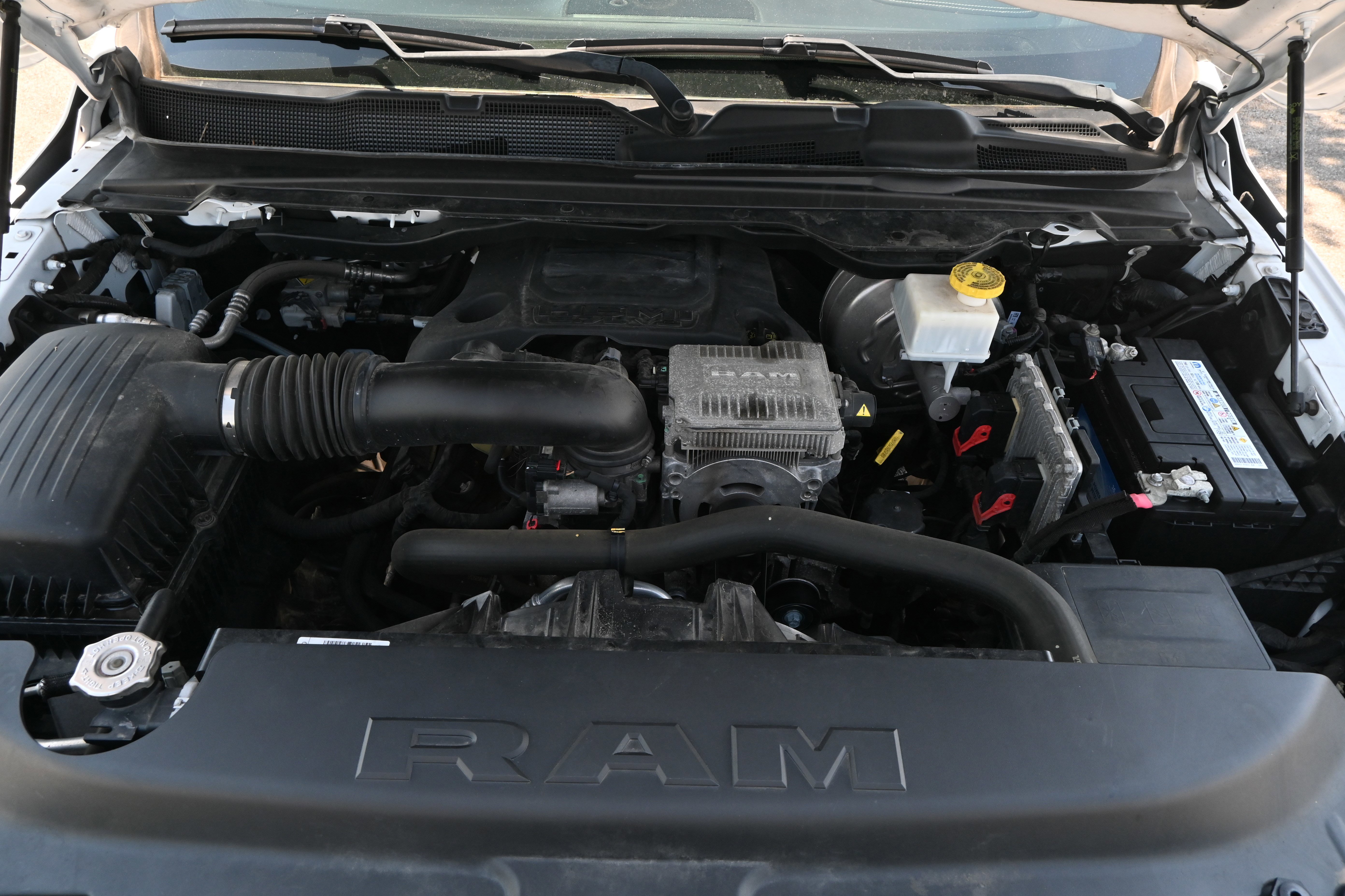Used 2021 RAM 1500 Laramie AWD/4WD image 33