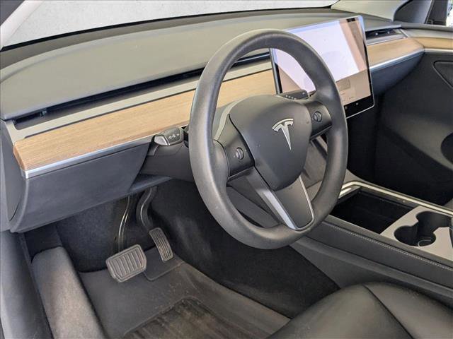 Used 2023 Tesla Model Y Long Range image 11