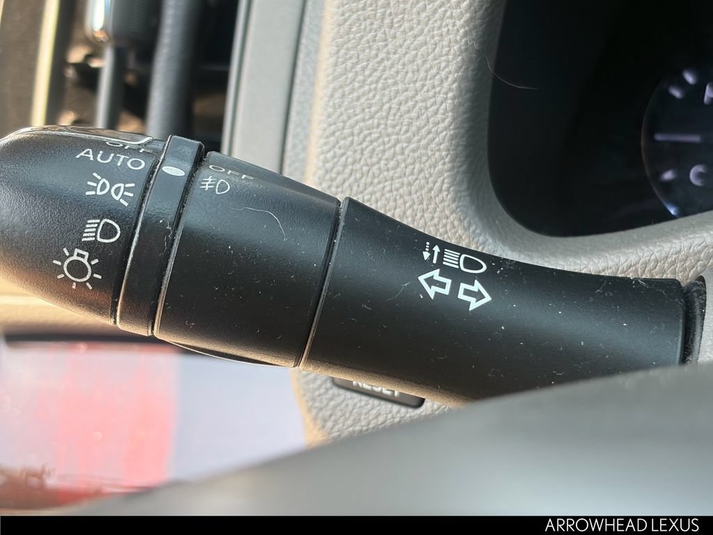 Used 2013 INFINITI G37 Journey w/ Premium Pkg RWD image 18