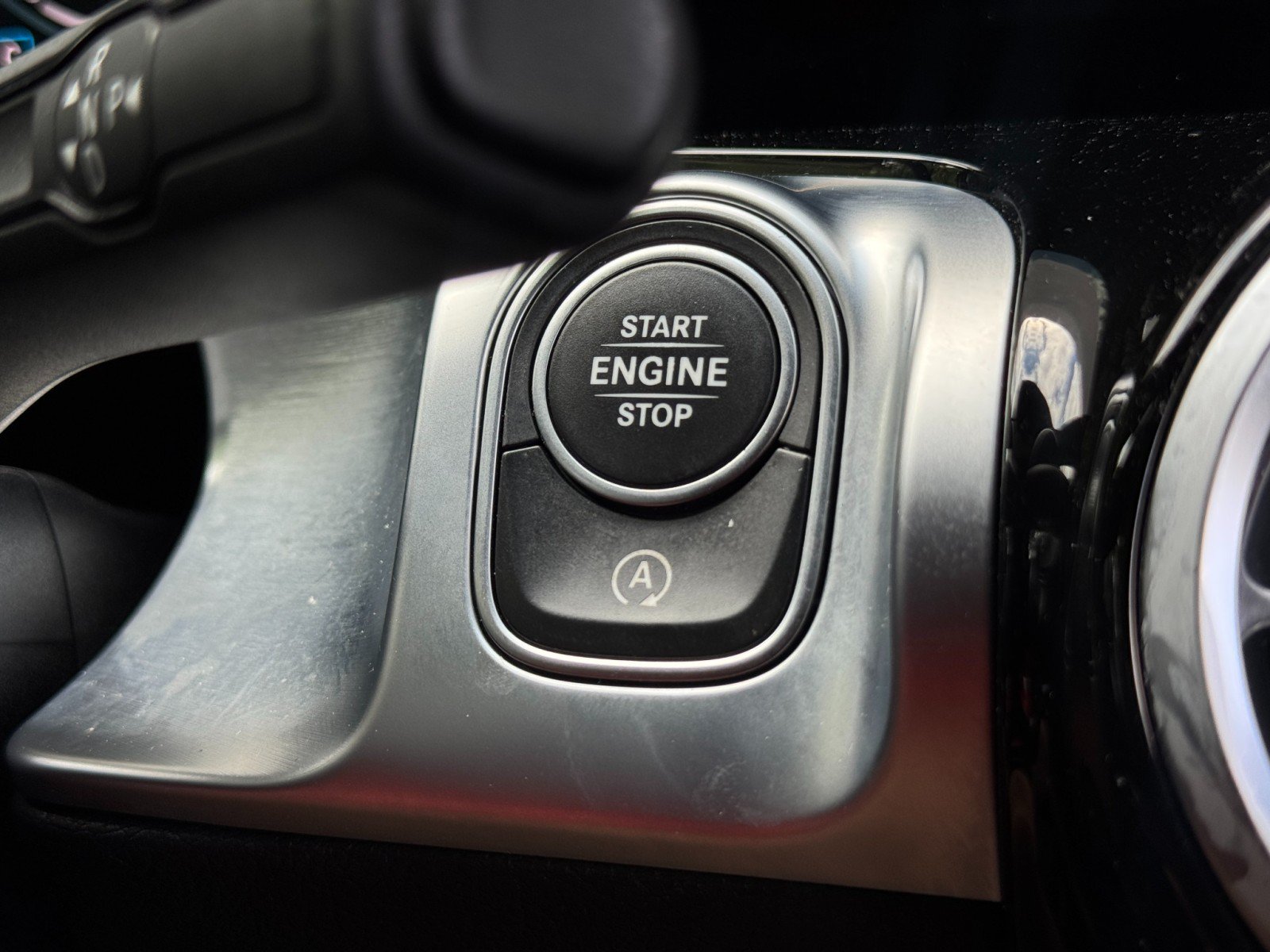 Used 2022 Mercedes-Benz GLB 250 w/ AMG Line image 23