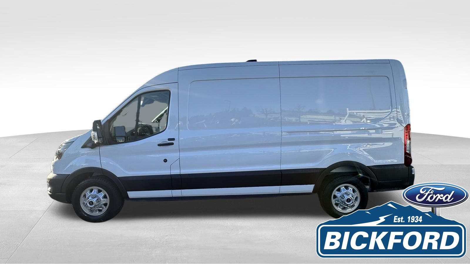 New 2026 Ford Transit 350 148 Medium Roof w/ Electrician Trade Package RWD image 9
