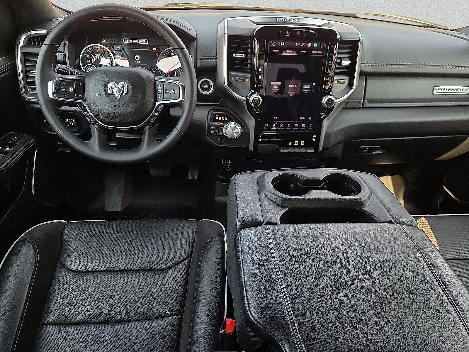 Used 2025 RAM 1500 Laramie AWD/4WD image 11