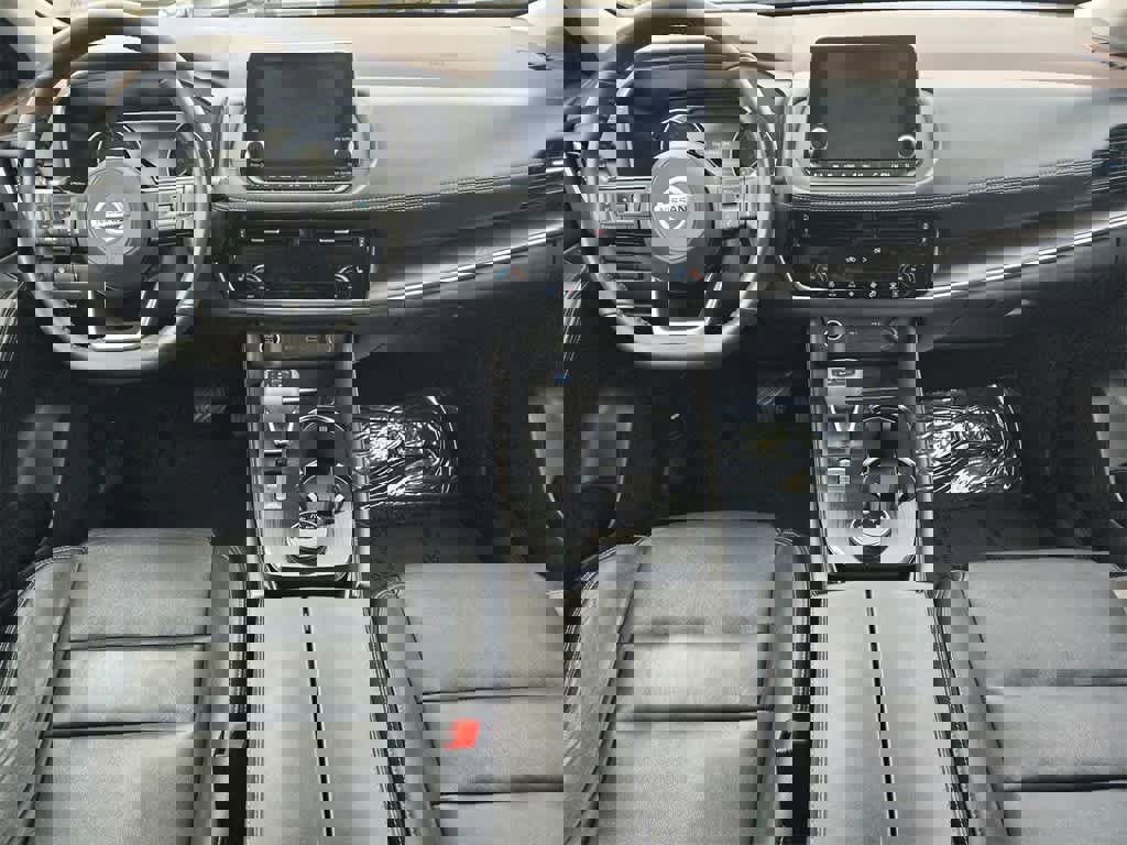 Used 2023 Nissan Rogue SV image 9