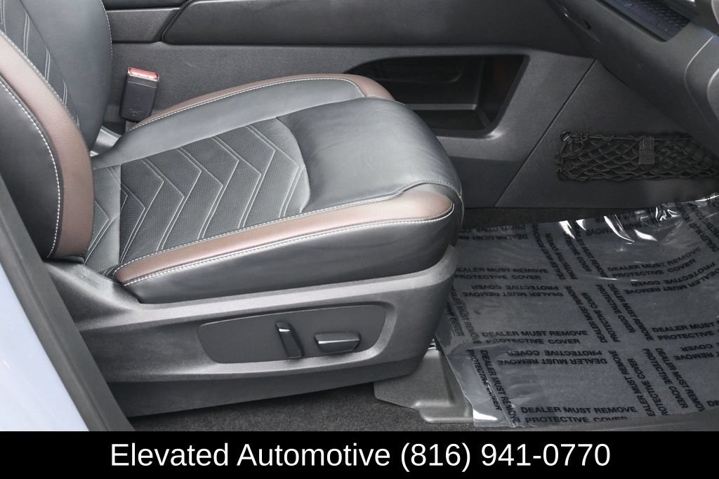 Used 2022 Nissan Pathfinder Platinum w/ Cargo Package AWD/4WD image 7