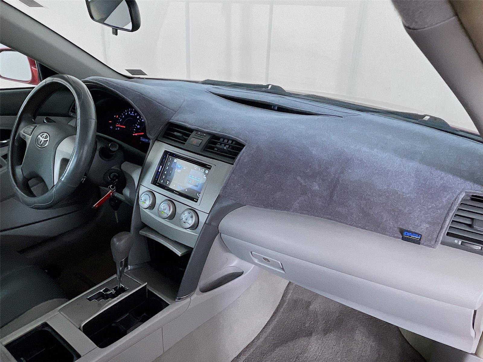 Used 2011 Toyota Camry LE FWD image 27