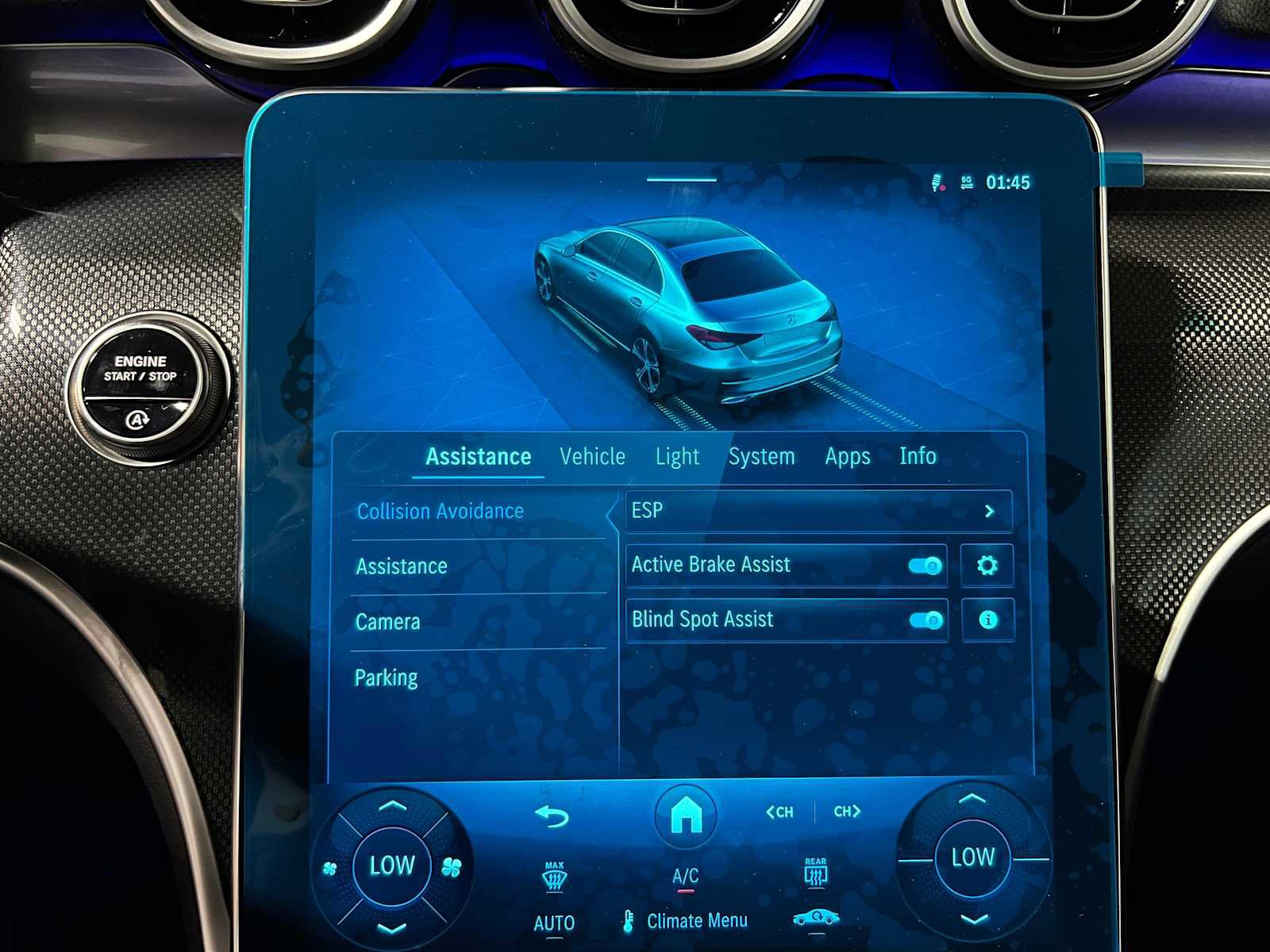 Used 2025 Mercedes-Benz C 300 4MATIC Sedan image 27