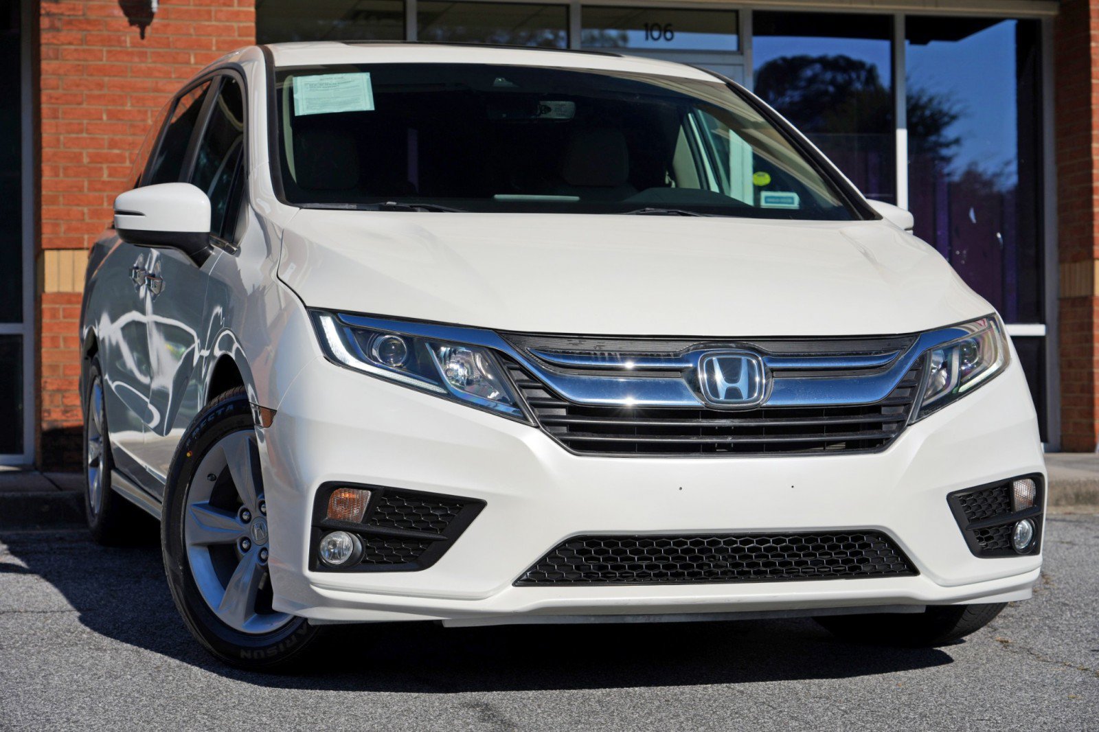 Used 2018 Honda Odyssey EX-L image 2
