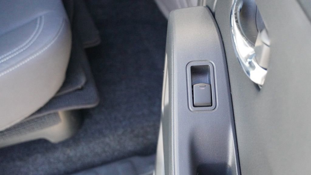 Used 2024 Nissan Frontier SV w/ Technology Package image 20