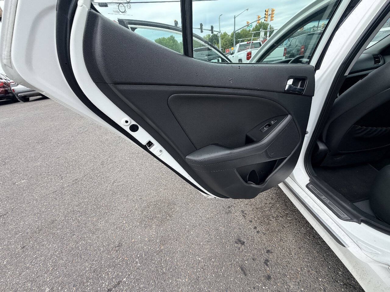 Used 2013 Kia Optima EX FWD image 34