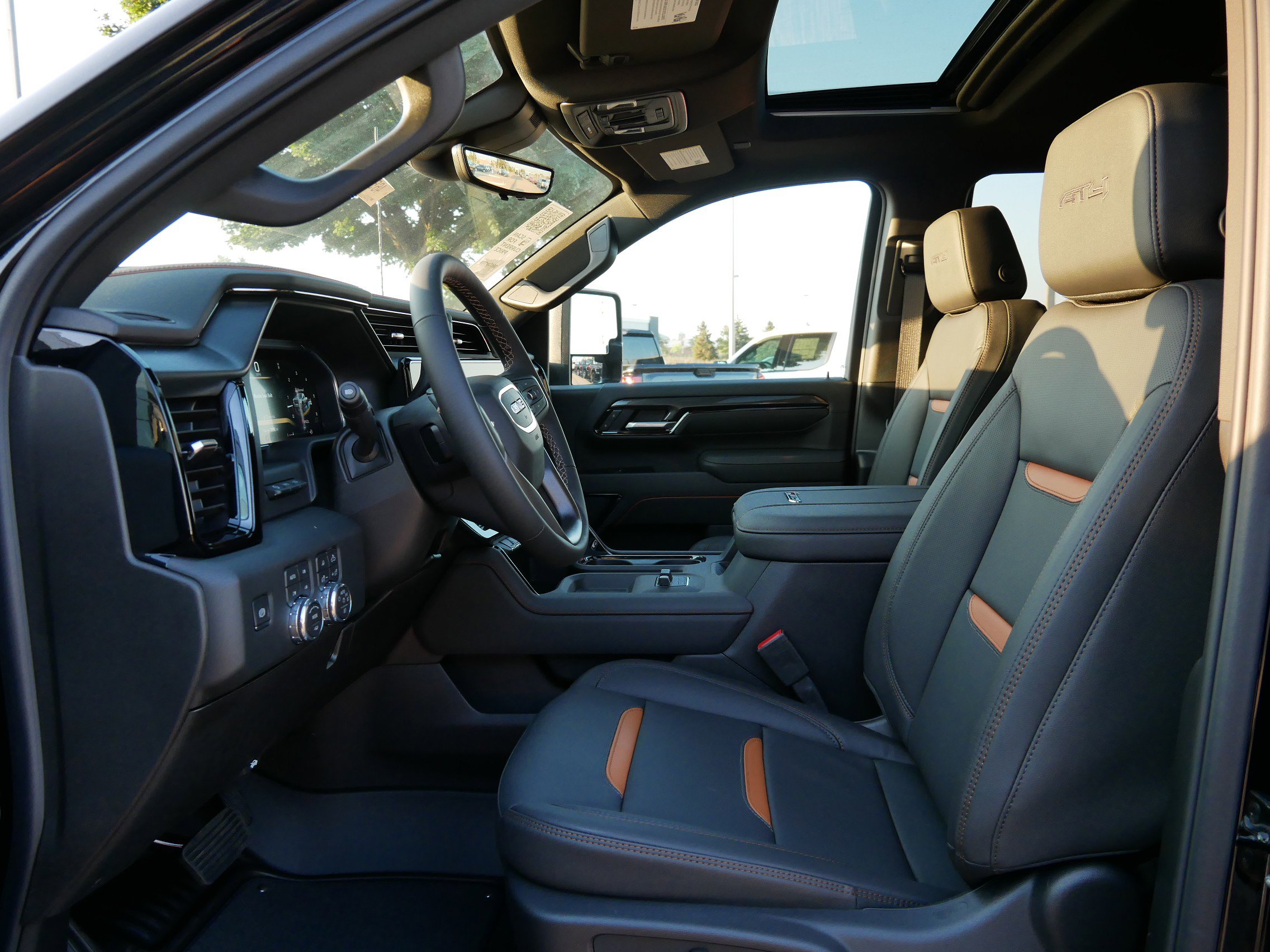 New 2026 GMC Sierra 2500 AT4 w/ AT4 Premium Plus Package image 6