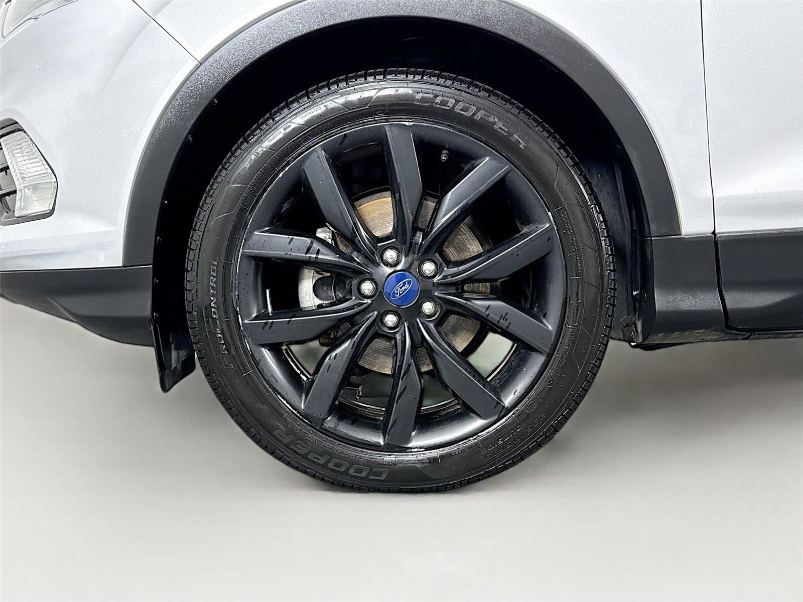Used 2018 Ford Escape SE w/ SE Sport Appearance Package FWD image 51