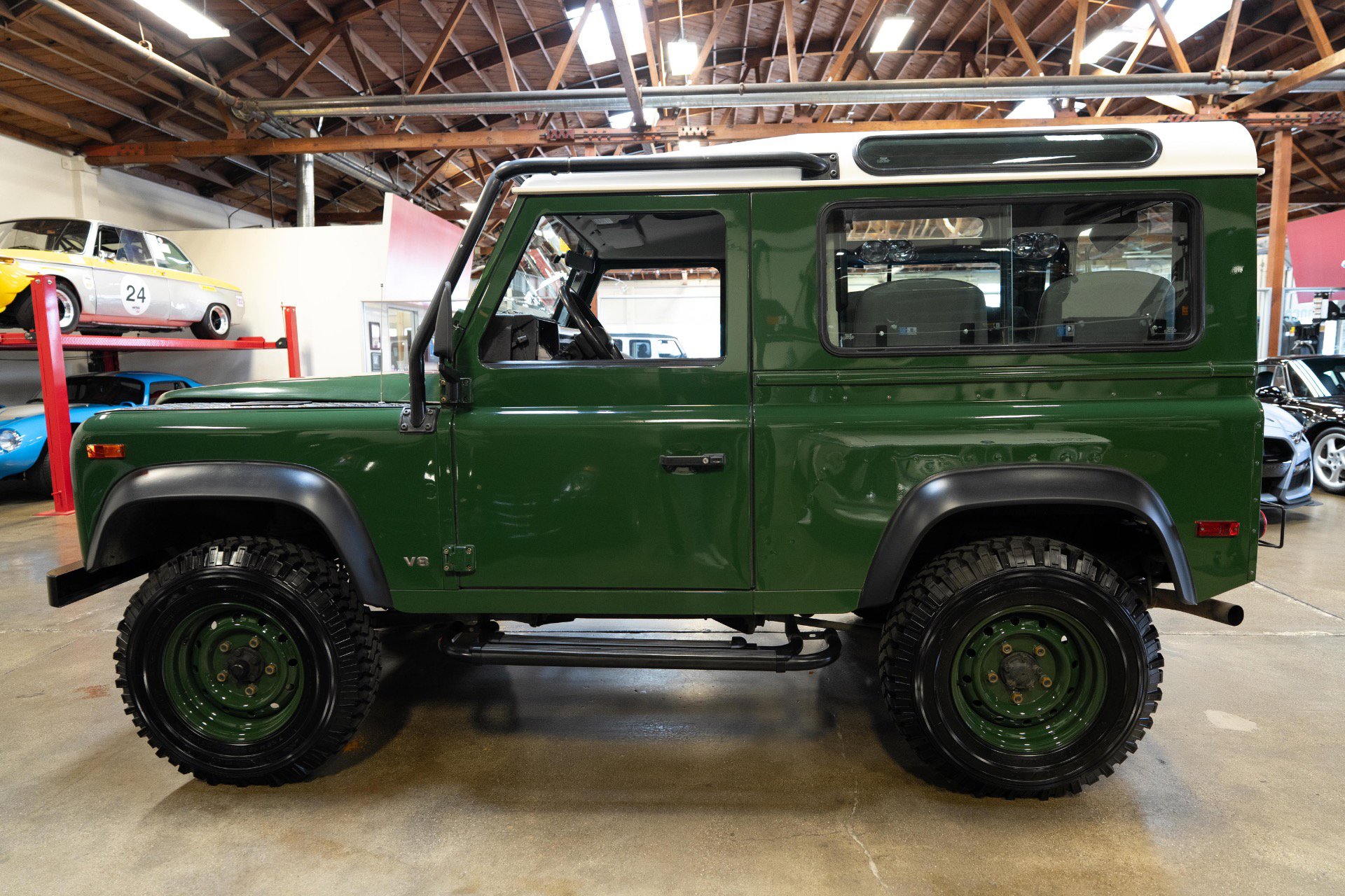 Used 1997 Land Rover Defender 90 image 87