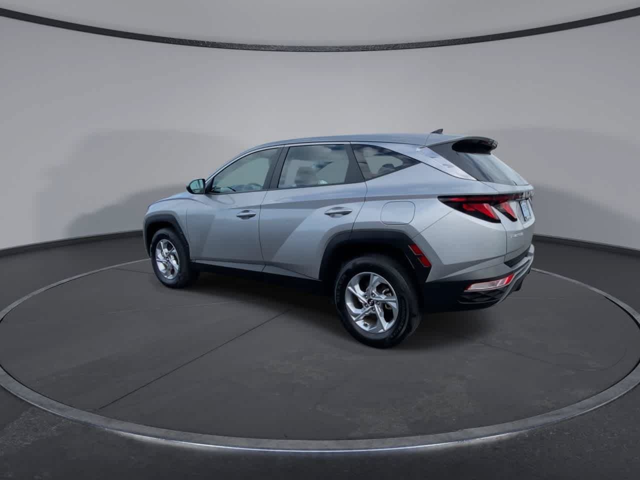 Used 2023 Hyundai Tucson SE AWD/4WD image 6