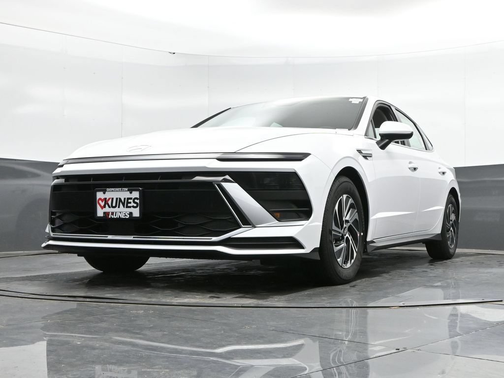 New 2026 Hyundai Sonata Blue FWD image 43