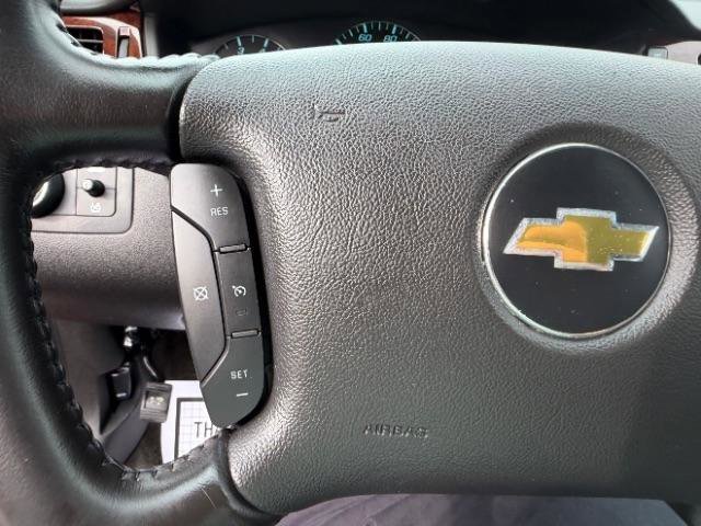 Used 2011 Chevrolet Impala LT w/ Luxury Edition Package image 19