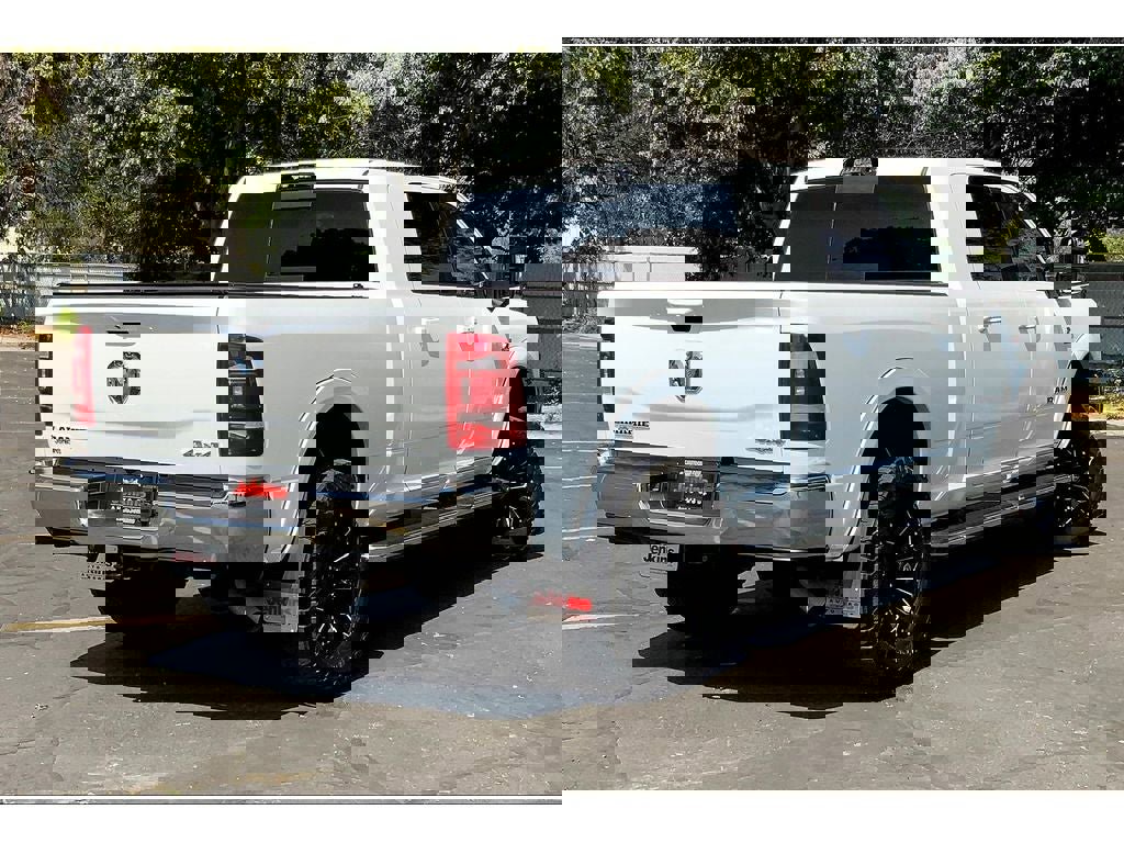 Used 2023 RAM 3500 Laramie image 14