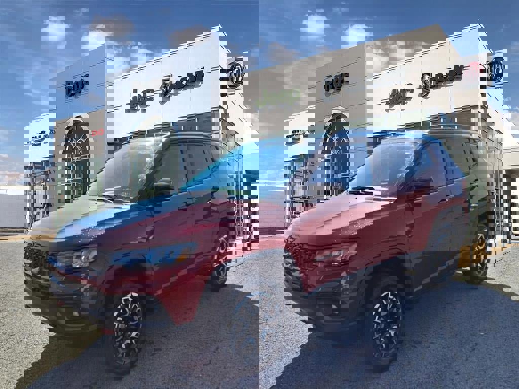 Used 2024 Jeep Compass Trailhawk image 4