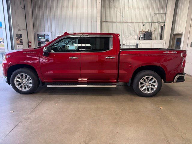 Used 2021 Chevrolet Silverado 1500 LTZ w/ LTZ Premium Package AWD/4WD image 8