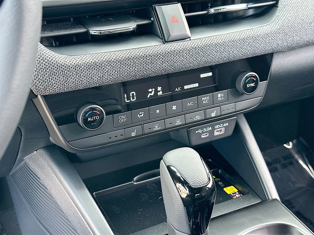 New 2026 Subaru Outback Limited AWD/4WD image 16